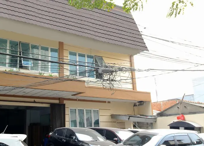 Kamar Keluarga Tanjung Duren