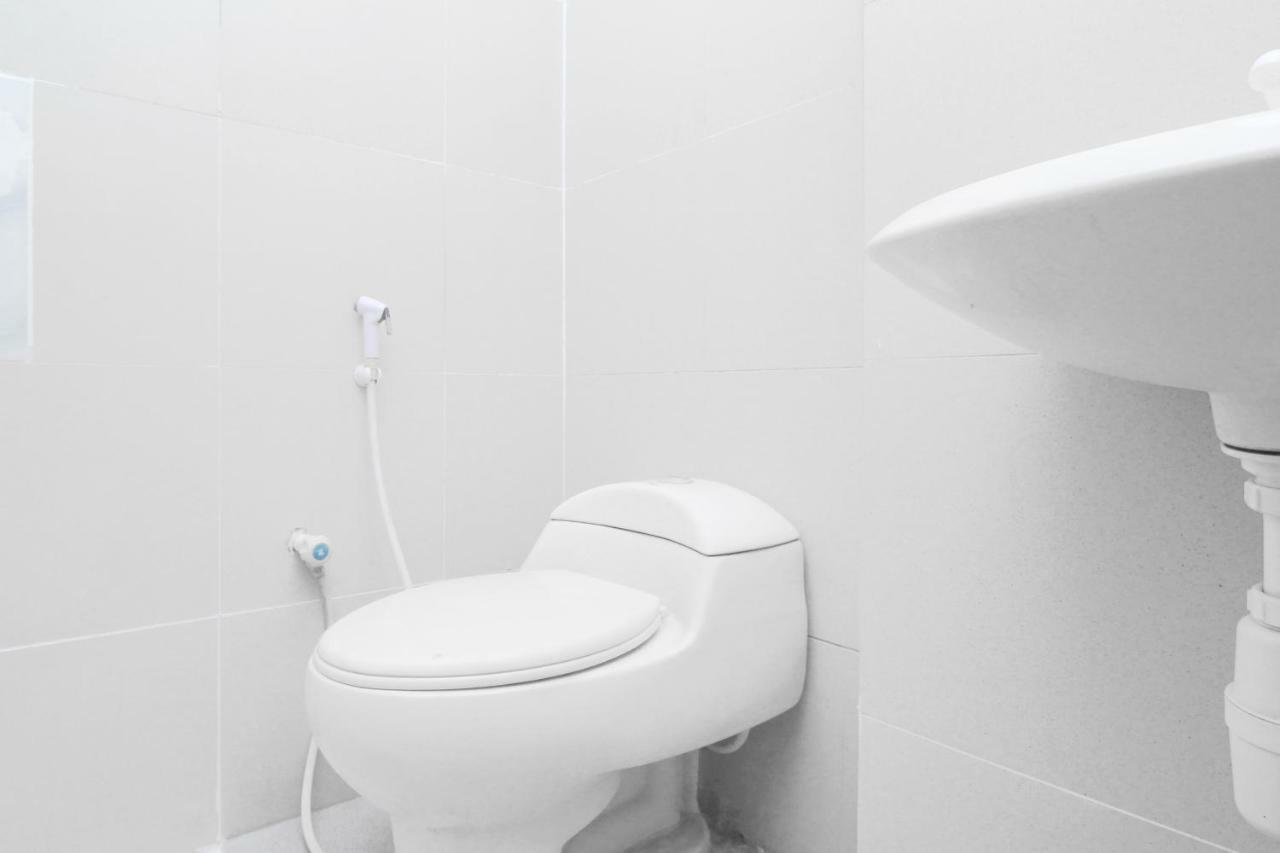 Kamar Keluarga Tanjung Duren * Jakarta